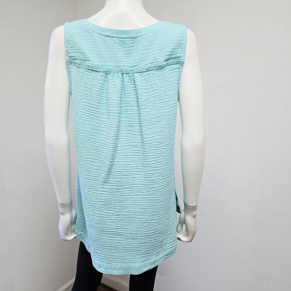 Soft Surroundings Tank Top Shell Size L Aqua Blue Gauze Side Button Sleeveless - Picture 3 of 8